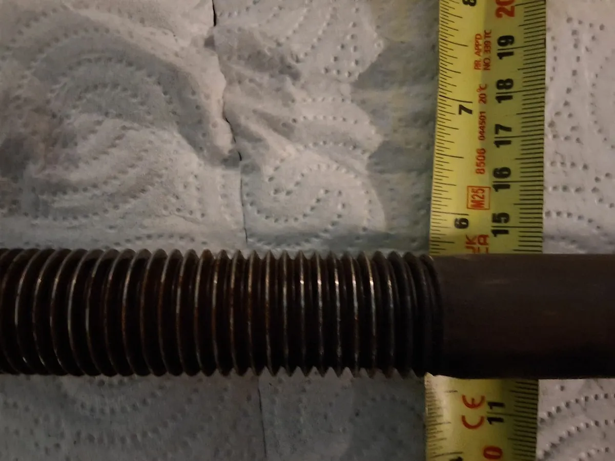 Steel bolts - Image 2