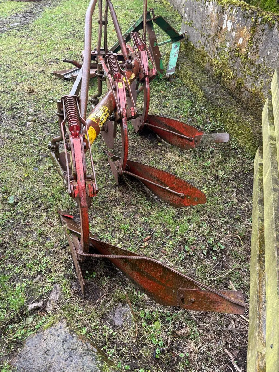3 furrow kverneland plough for sale - Image 2