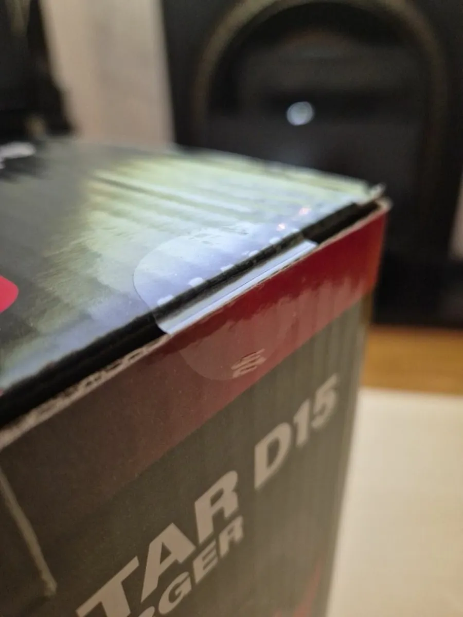 Car battery charger, brand NEW - Image 2