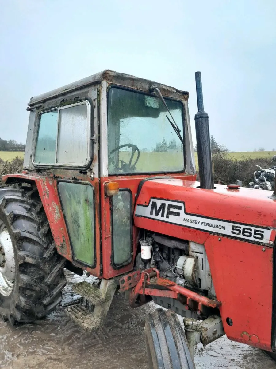Wanted Massey 565 2 door cab