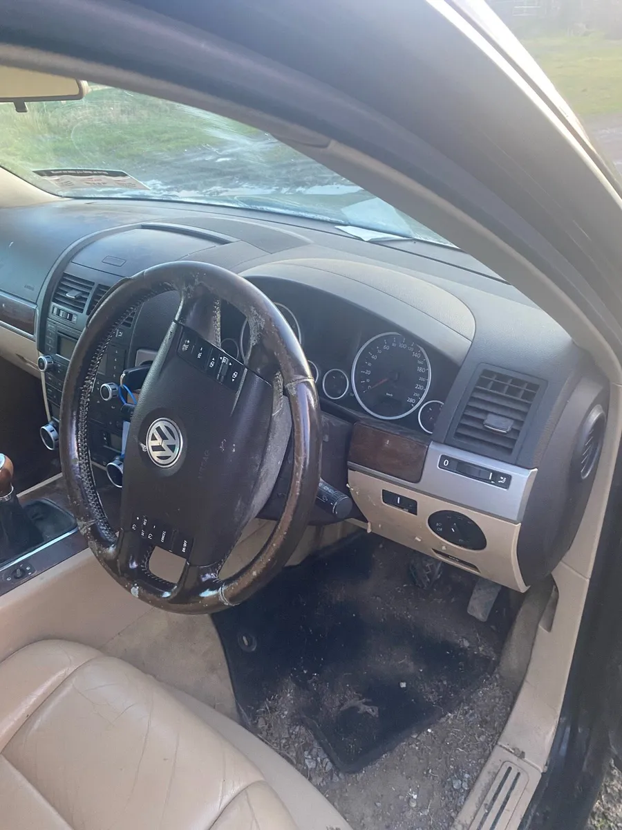 Commercial vehicle - Image 4