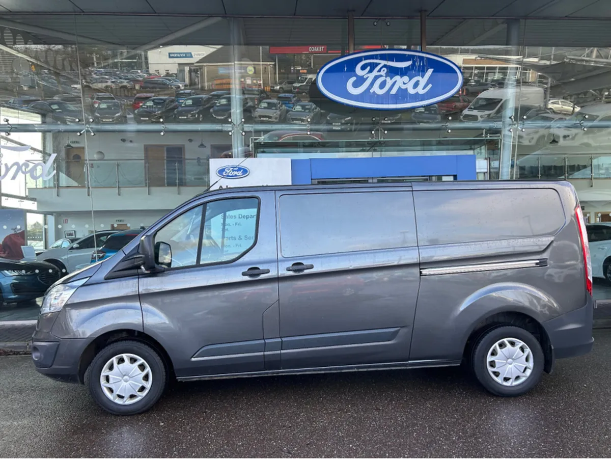Ford Transit Custom 290 LWB TRND 2.0 2.0M6 130 3 - Image 1