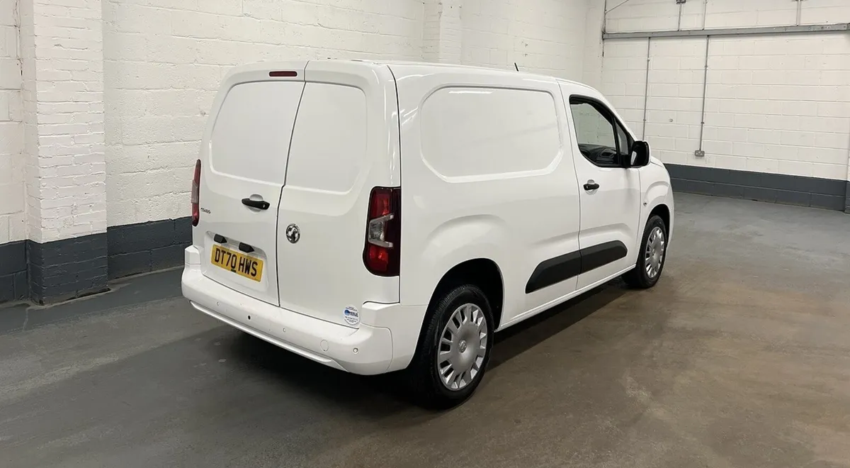 2021 Vauxhall Combo Small Panel Van - Image 2