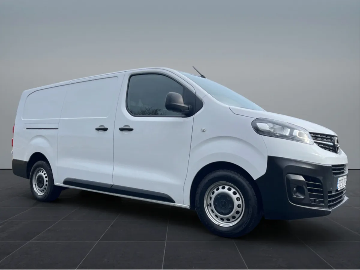 Opel Vivaro LWB LOW MILEAGE - Image 1