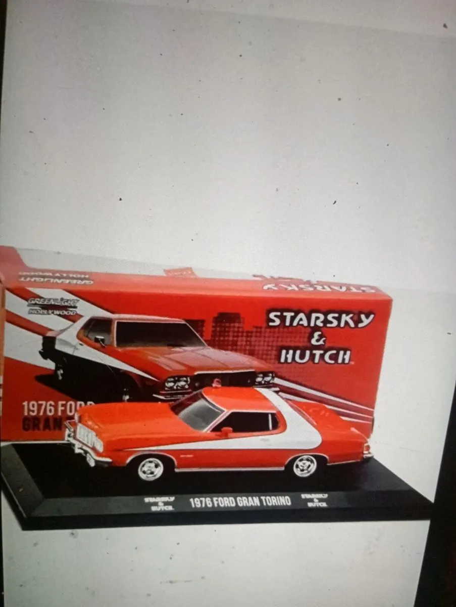 GREELIGHT 1-43 SCALE 1976 FORD GRAND TORINO.. - Image 2
