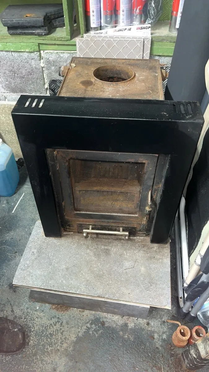 Back boiler stove - Image 1