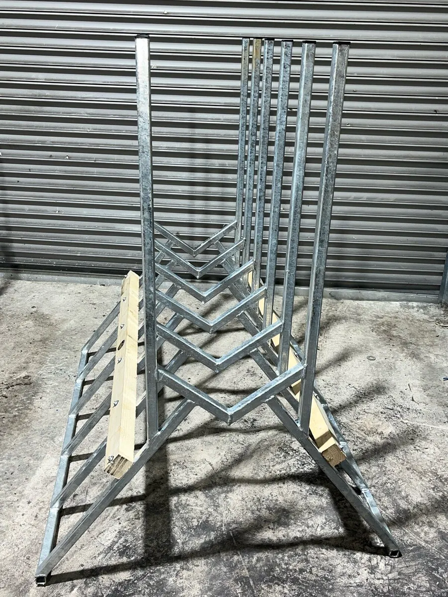 Log Saw horse - Image 3