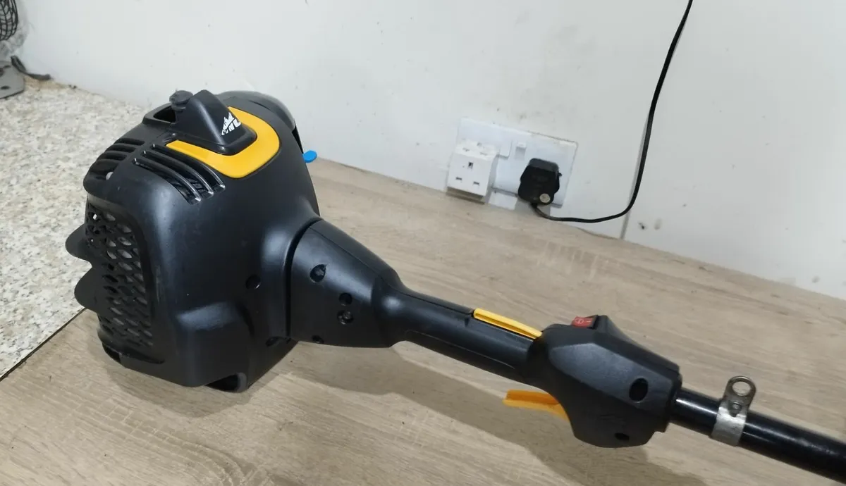 Strimmer for sale - Image 3
