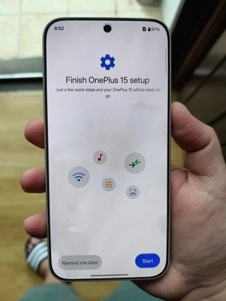 Oneplus 15 12/256gb Sandstorm color - Image 3