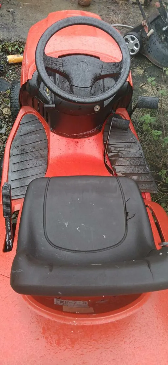 ride on mower - Image 4