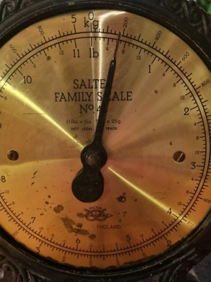 Vintage Salter Family Scale No4 - Image 2