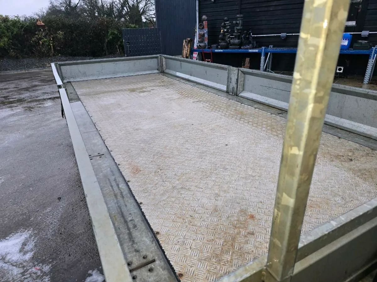16ft tri axle nugent dropside trailer - Image 4
