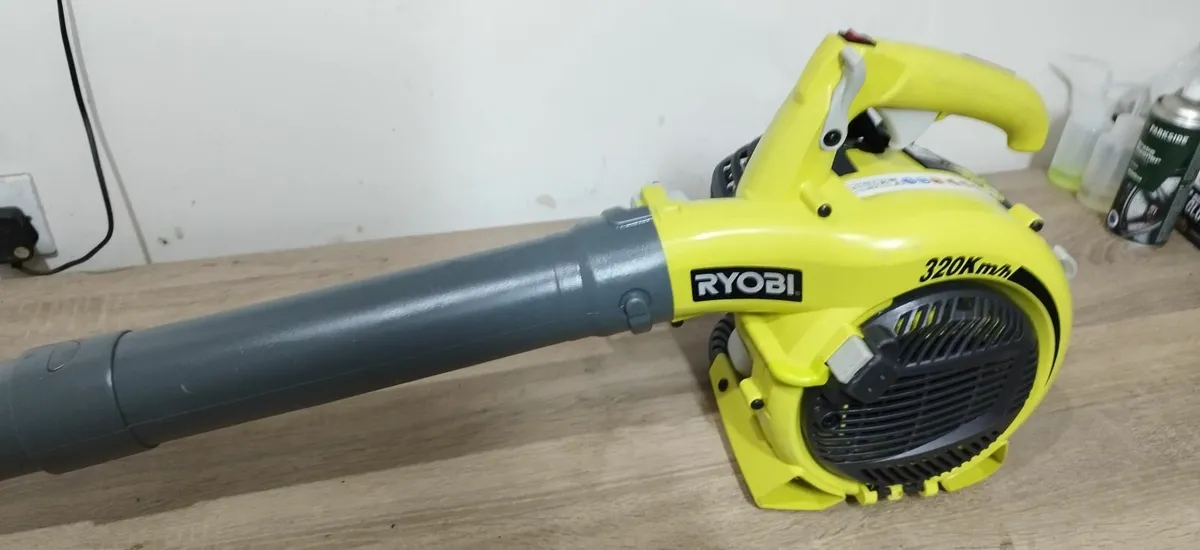 Leaf blower for sale - Image 2