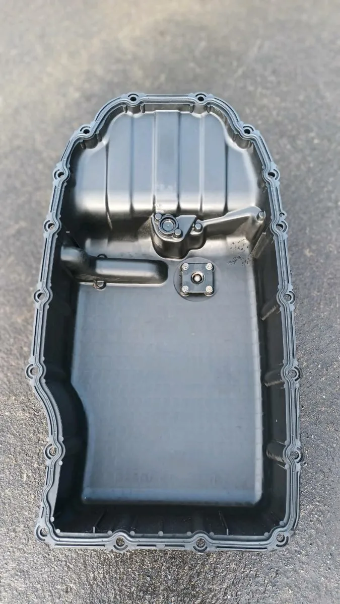 Scania Engine Sump - Image 1