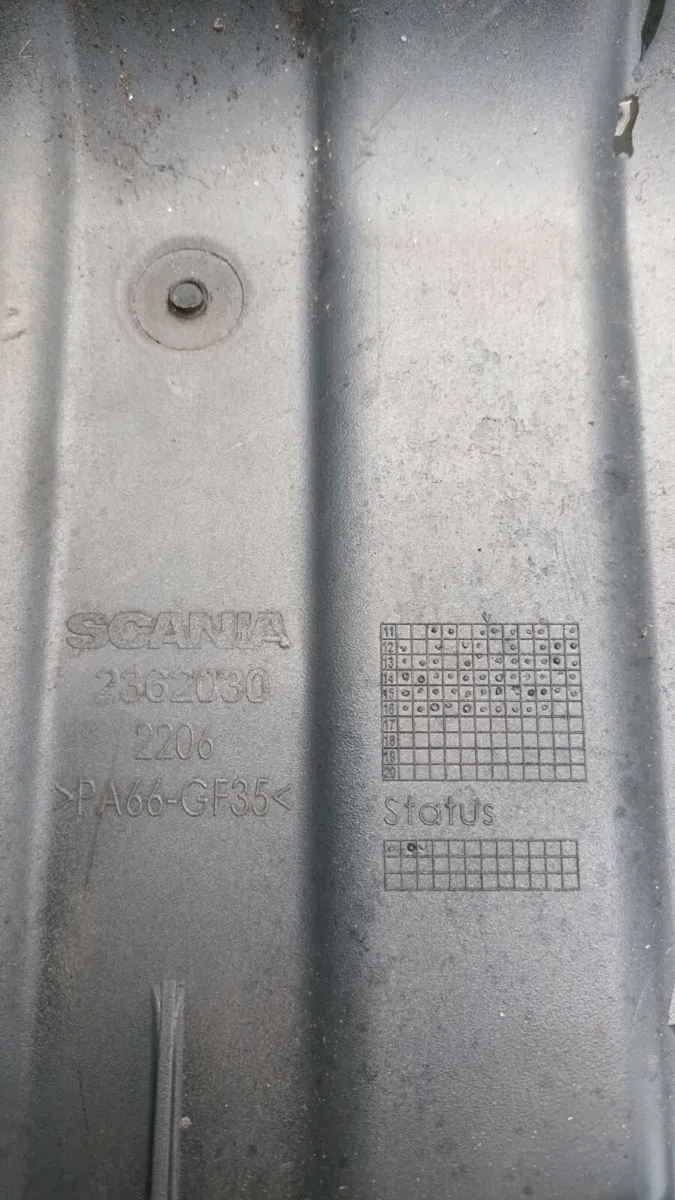 Scania Engine Sump - Image 3