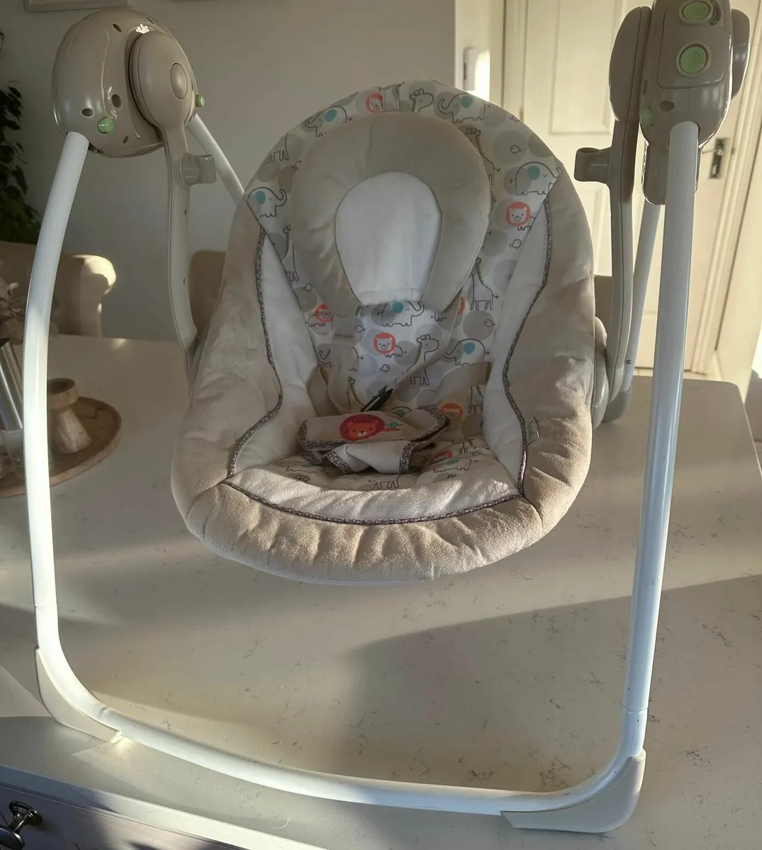  Ingenuity Soothe 'n Delight Portable baby swing - Image 1