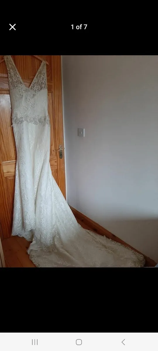 Wedding dress - Image 1