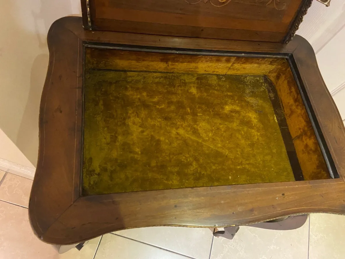 Antique Vernis Martin Lacquer table - Image 3