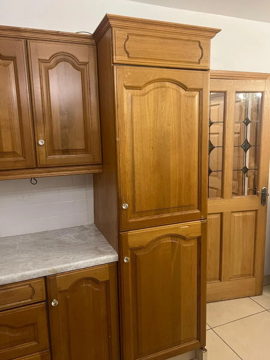 Solid oak kitchen - Image 3