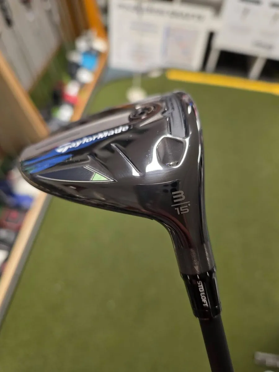 As New Taylormade Qi35 3 Wood - Image 2