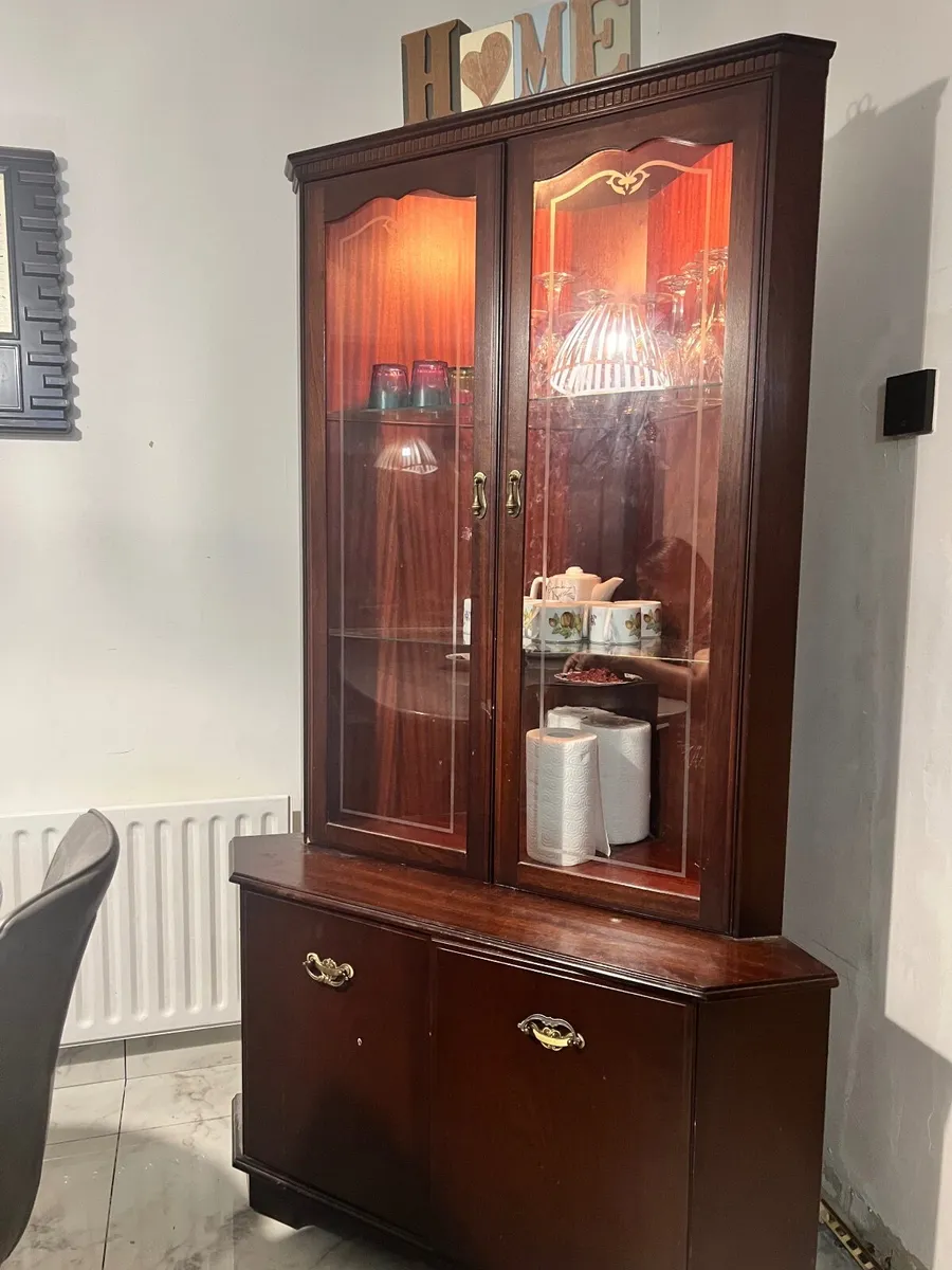 Display Cabinet For sale - Image 3