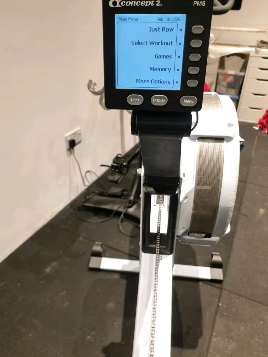 Gym equipment - Concept 2 Rower pm5 - Rowing - Image 2