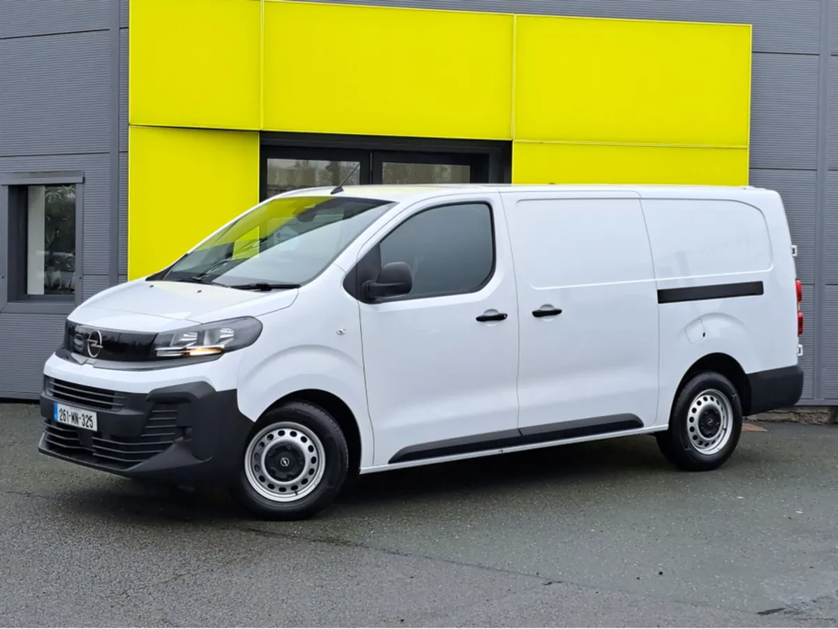 Opel Vivaro KOMFORT L2H1 1.5TD 120BHP - Image 1