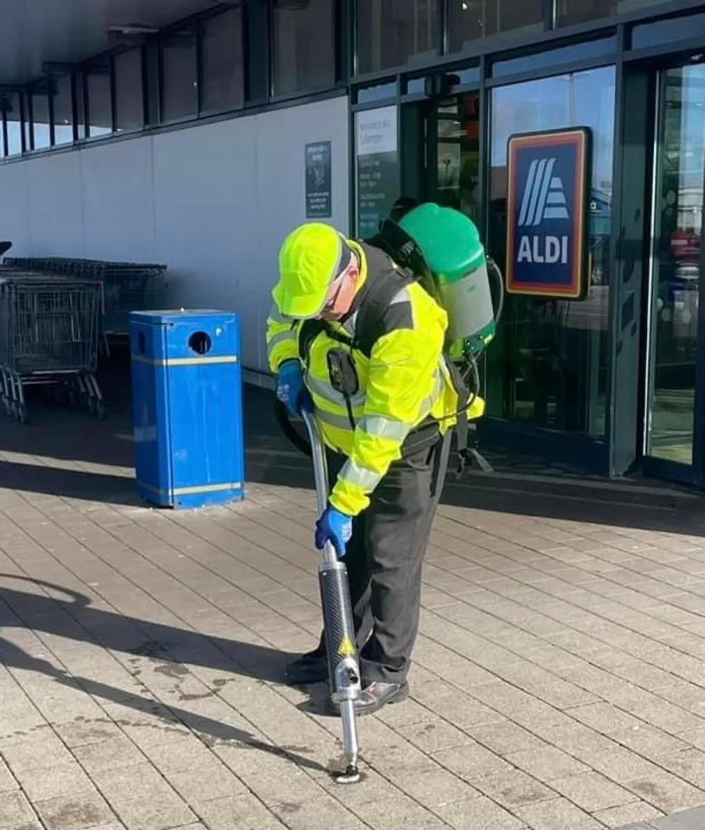 Eco Gum Chewing Gum Removal - Image 1