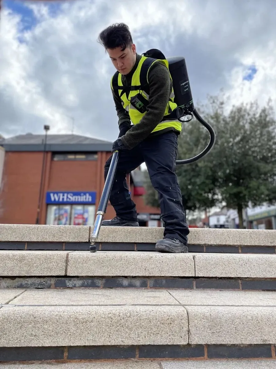 Eco Gum Chewing Gum Removal - Image 2