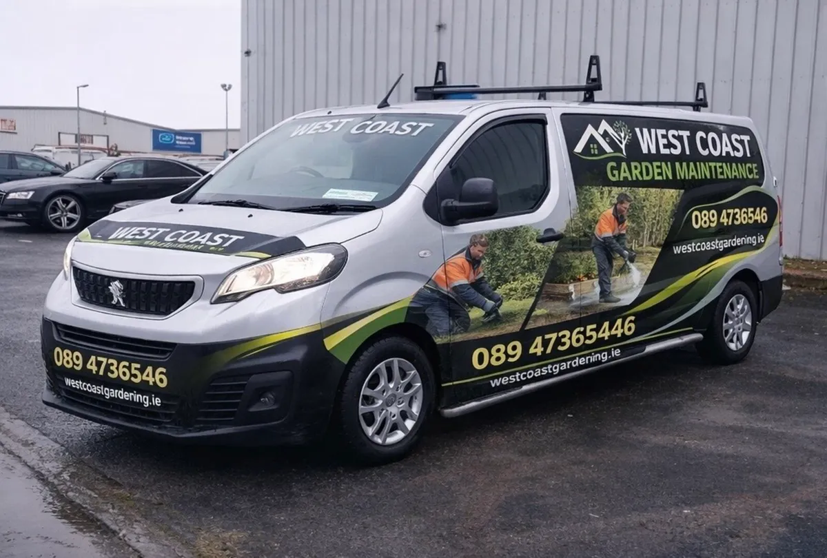 Garden and landscape - Image 1