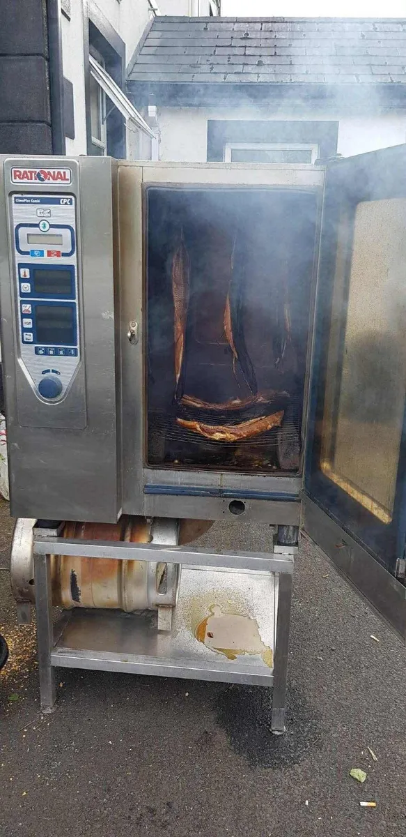 Stainless steel smoker - Image 2