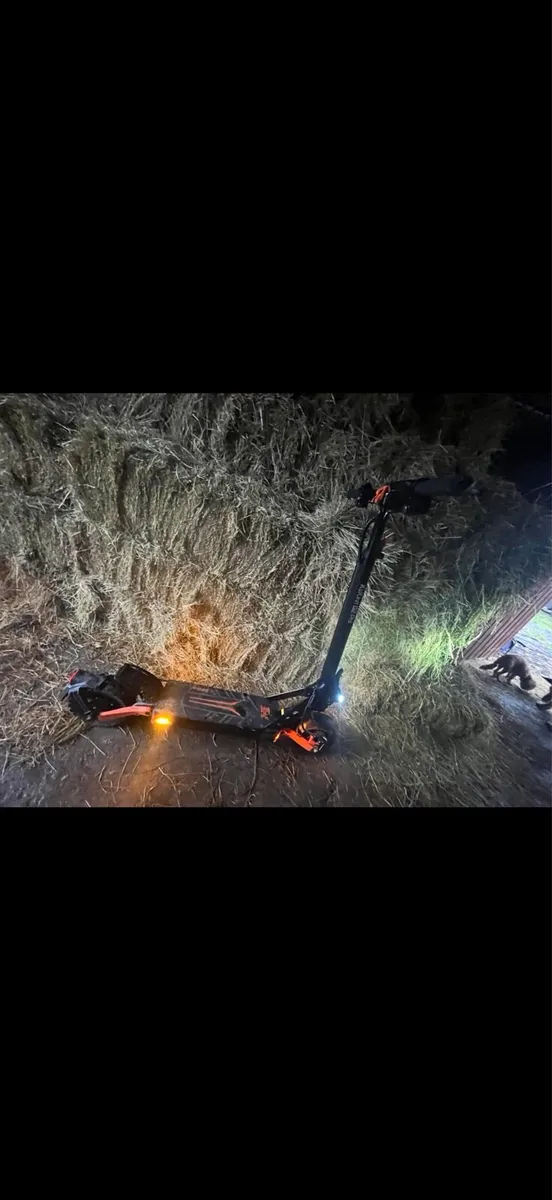 E scooter - Image 4