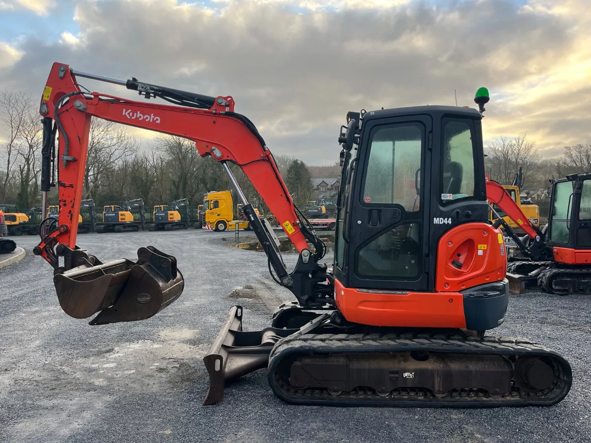 2019 Kubota U48-4 - Image 1