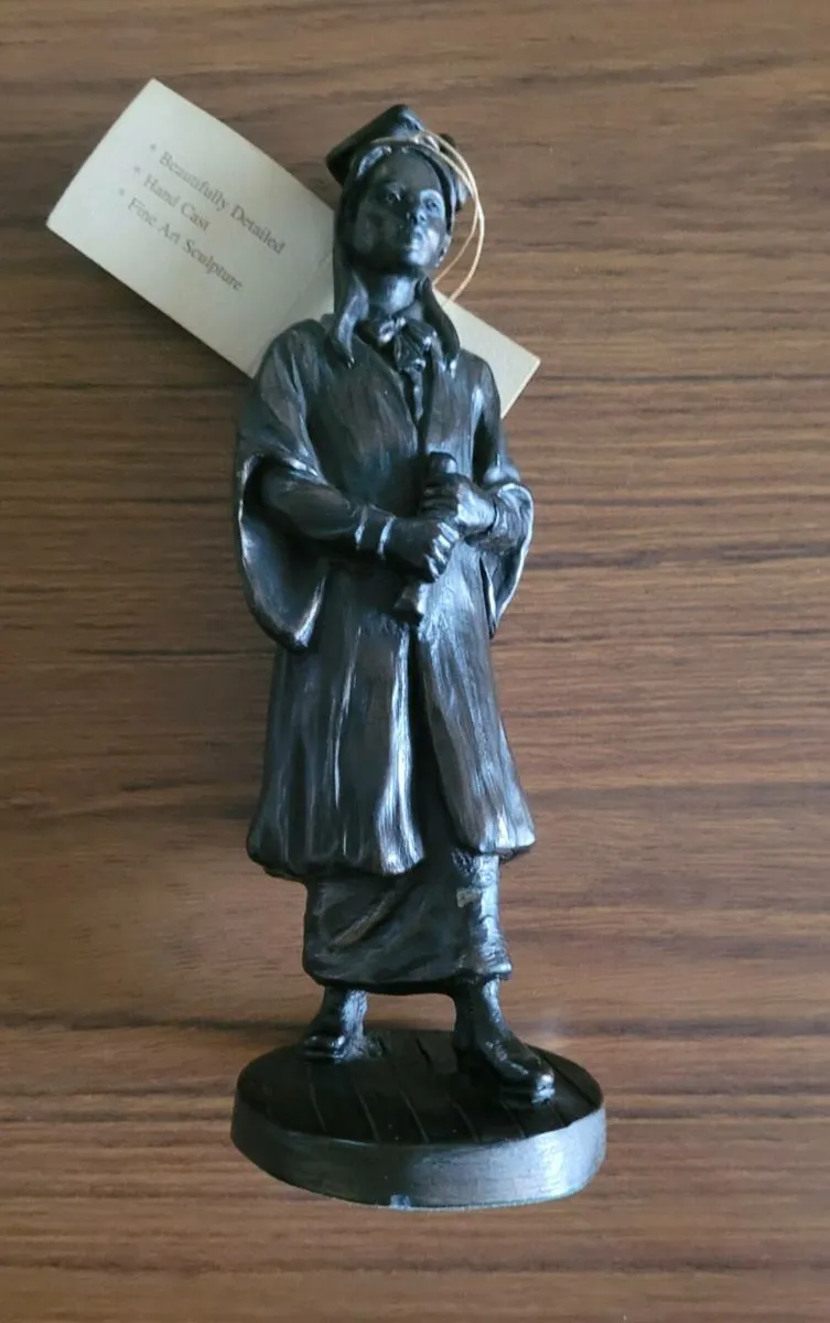 Vintage Jeanne Rynhart female Fraduation statue - Image 1