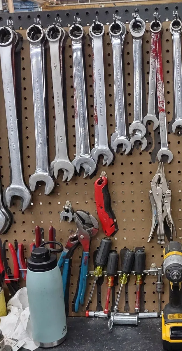 ALL EQUIPMENT W.A.N.T.E.D - Image 3