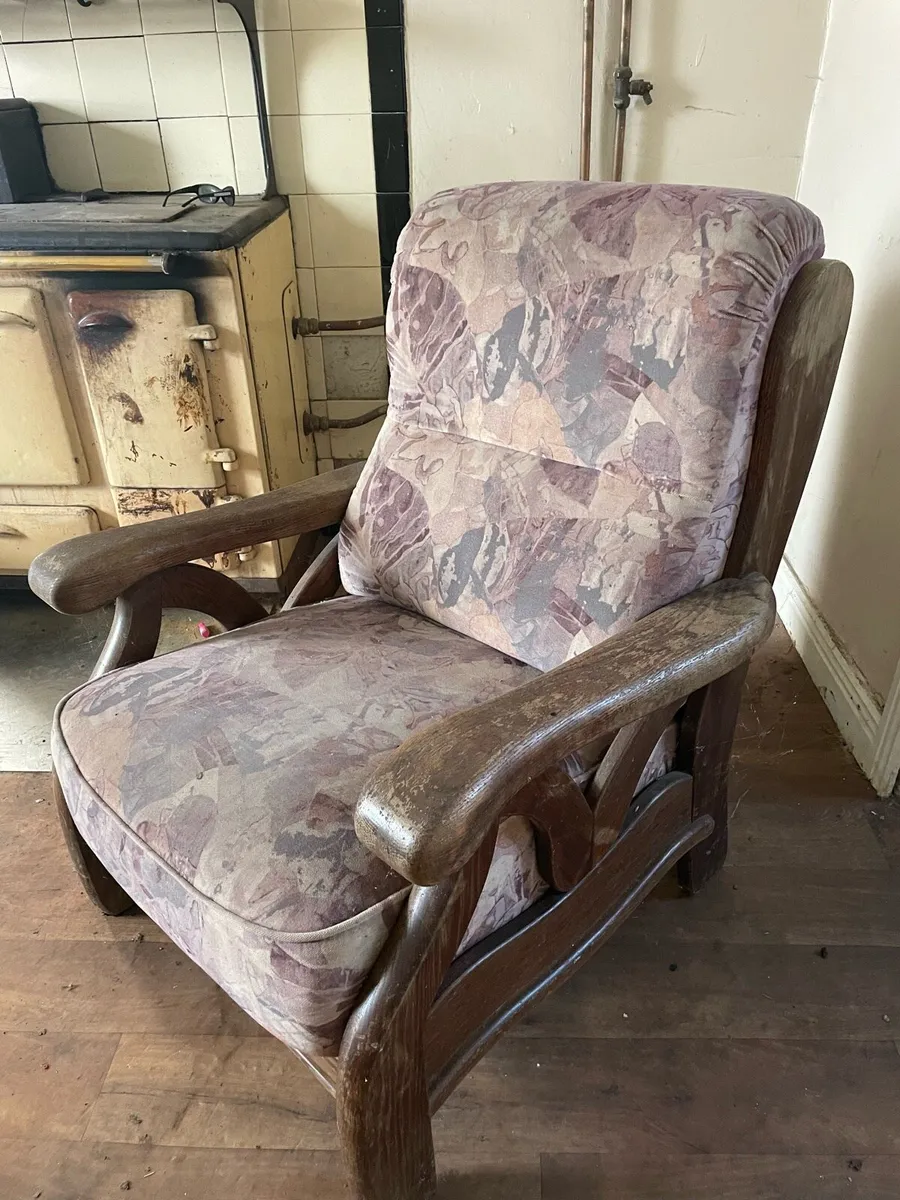 2 Armchairs - Image 1