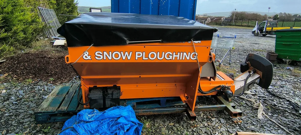 Schmidt Salt Spreader - Image 4