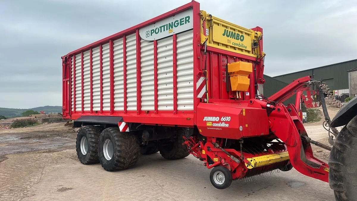 Pottinger silage wagon - Image 1