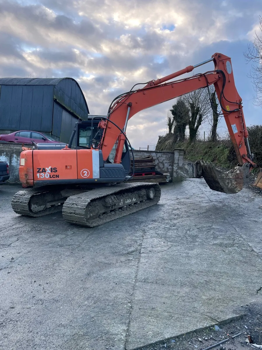 Hitachi 130-3 - Image 4