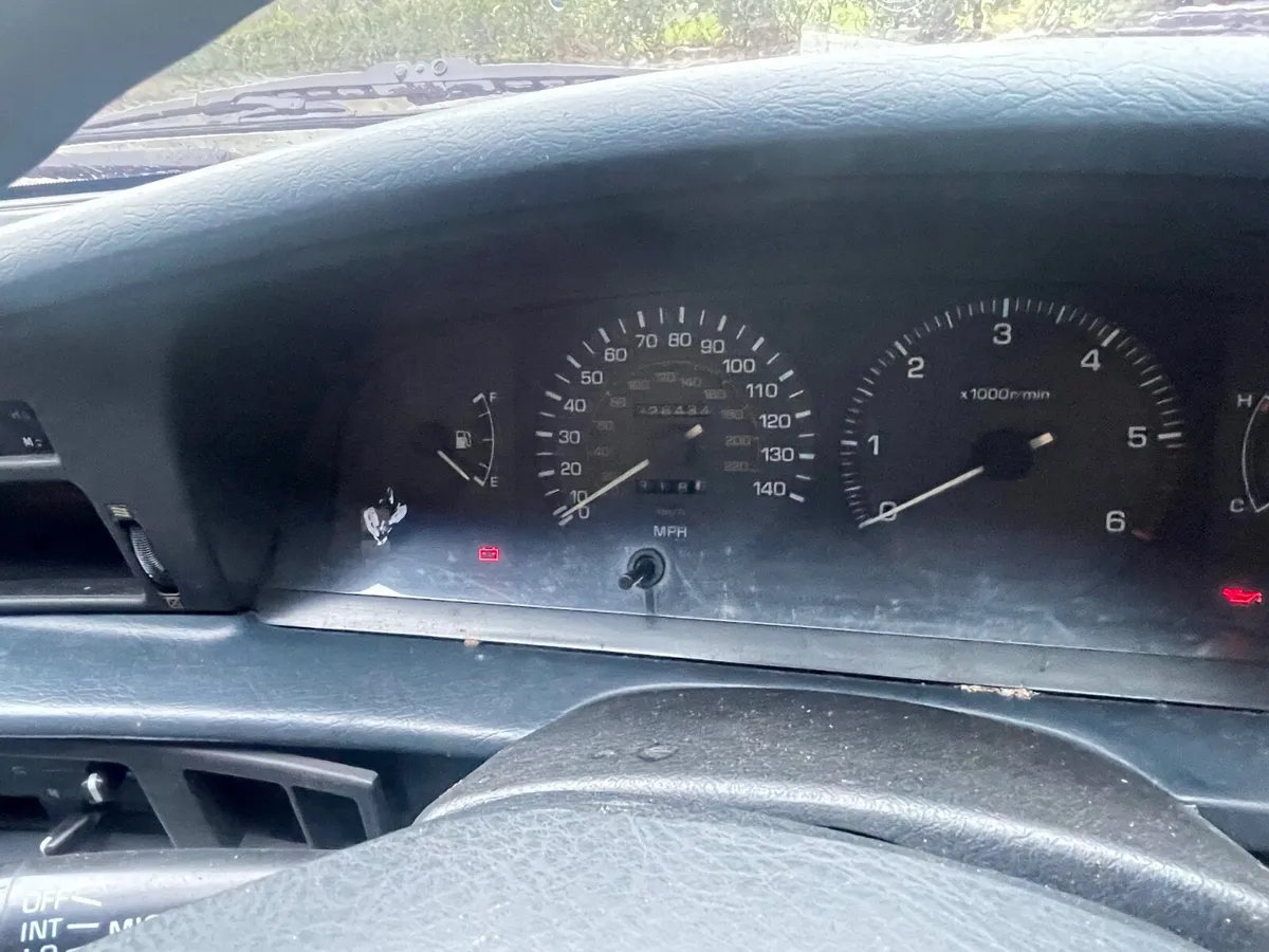 Toyota Carina 1991 diesel - Image 2