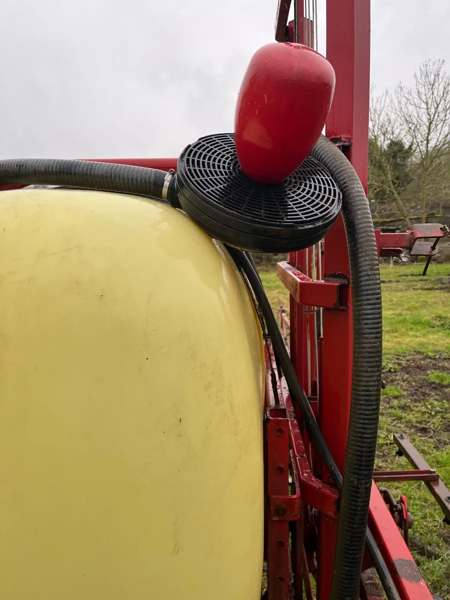 Hardi Nk 800 sprayer - Image 3