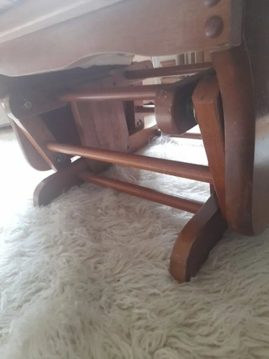 Gliding chair - Image 2