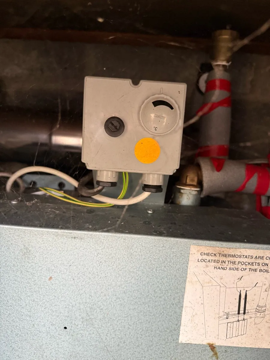 Grant oil burning boiler plus oil tank - Image 3