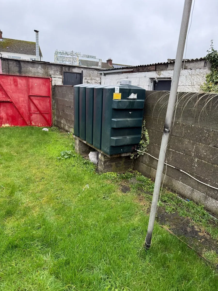 Grant oil burning boiler plus oil tank - Image 4