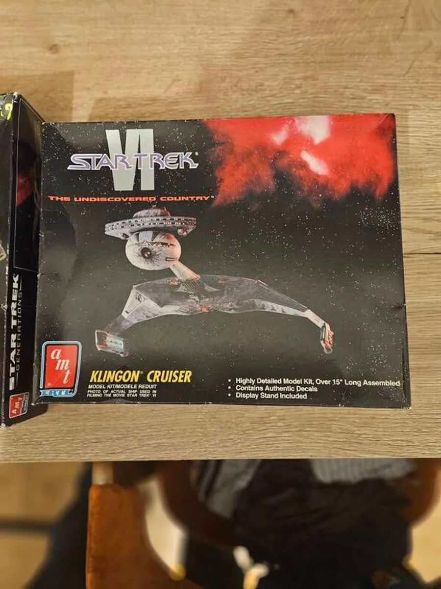 star trek models - Image 4