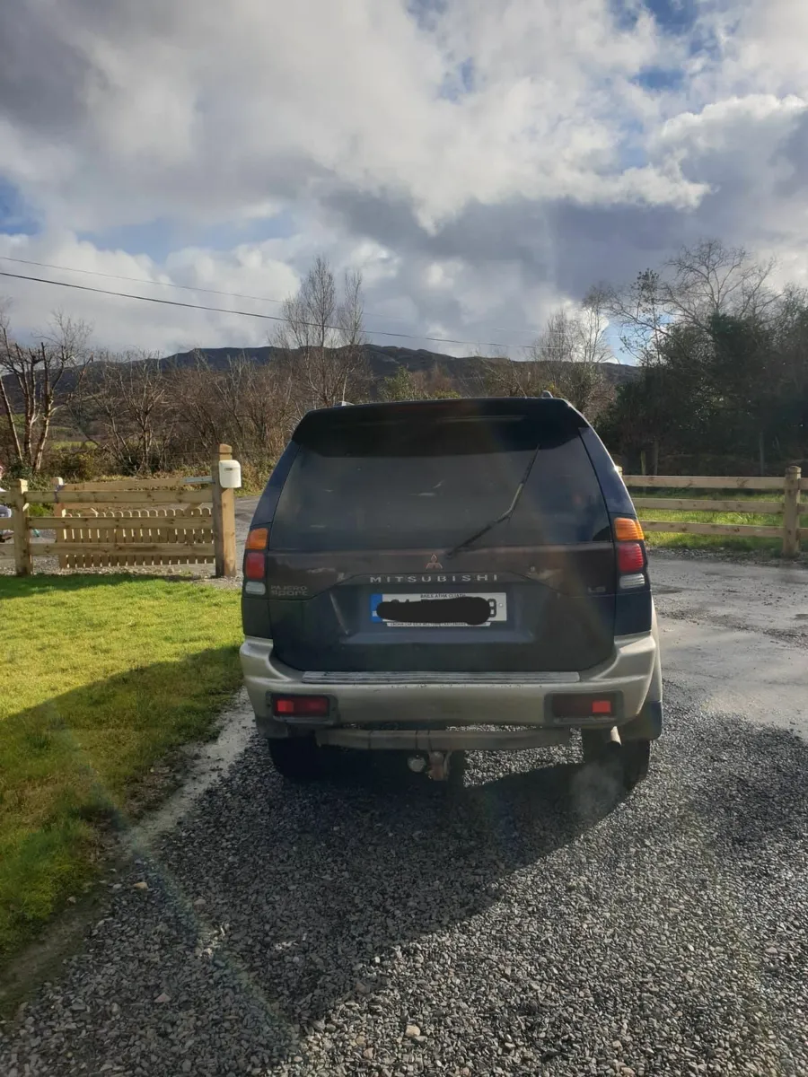 Mitsubishi Pajero 2004 - Image 4