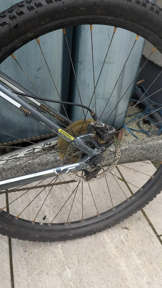 Adult male mountain bike - Image 4