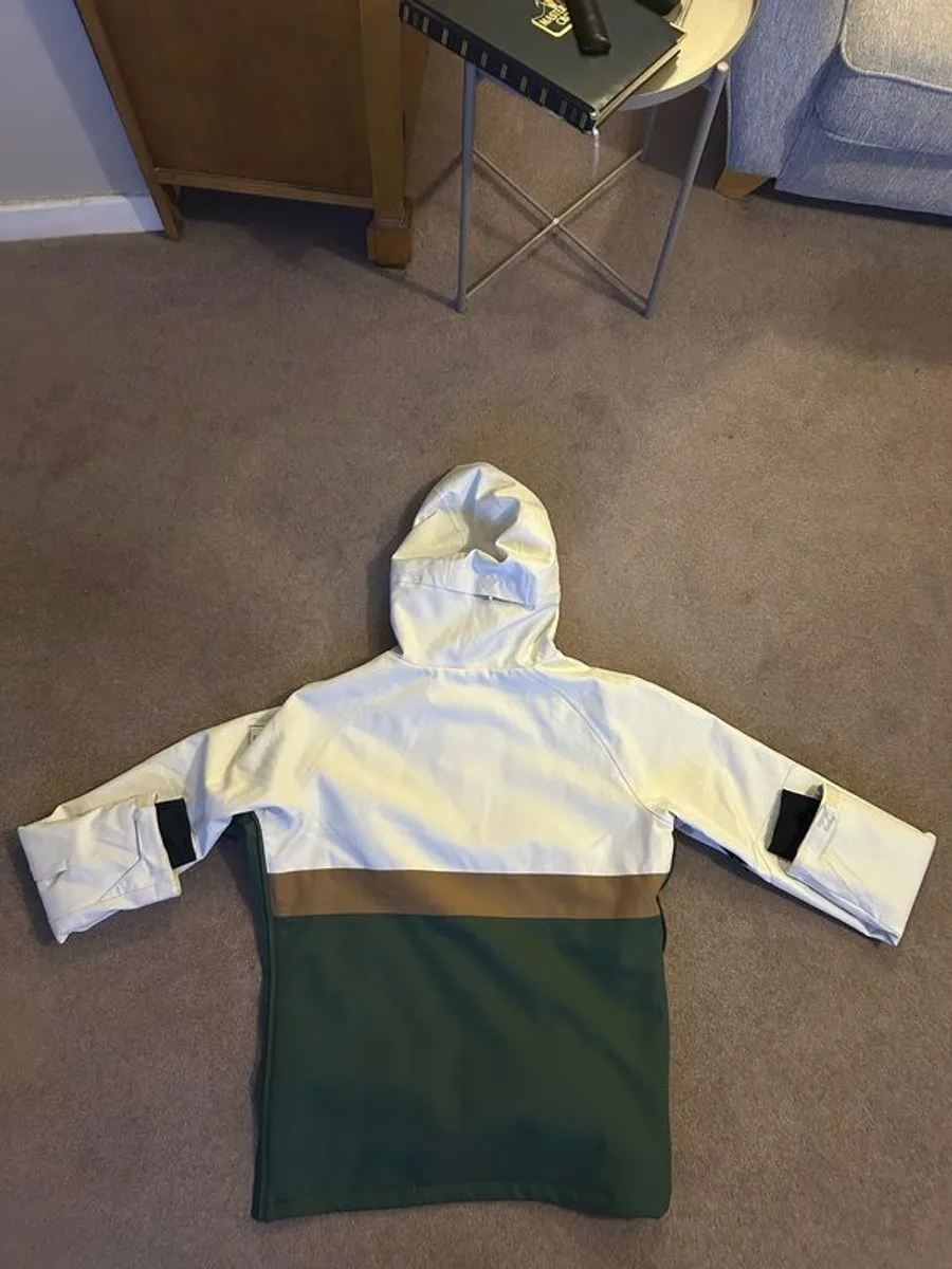 Billabong snowboard/ski jacket - Image 2