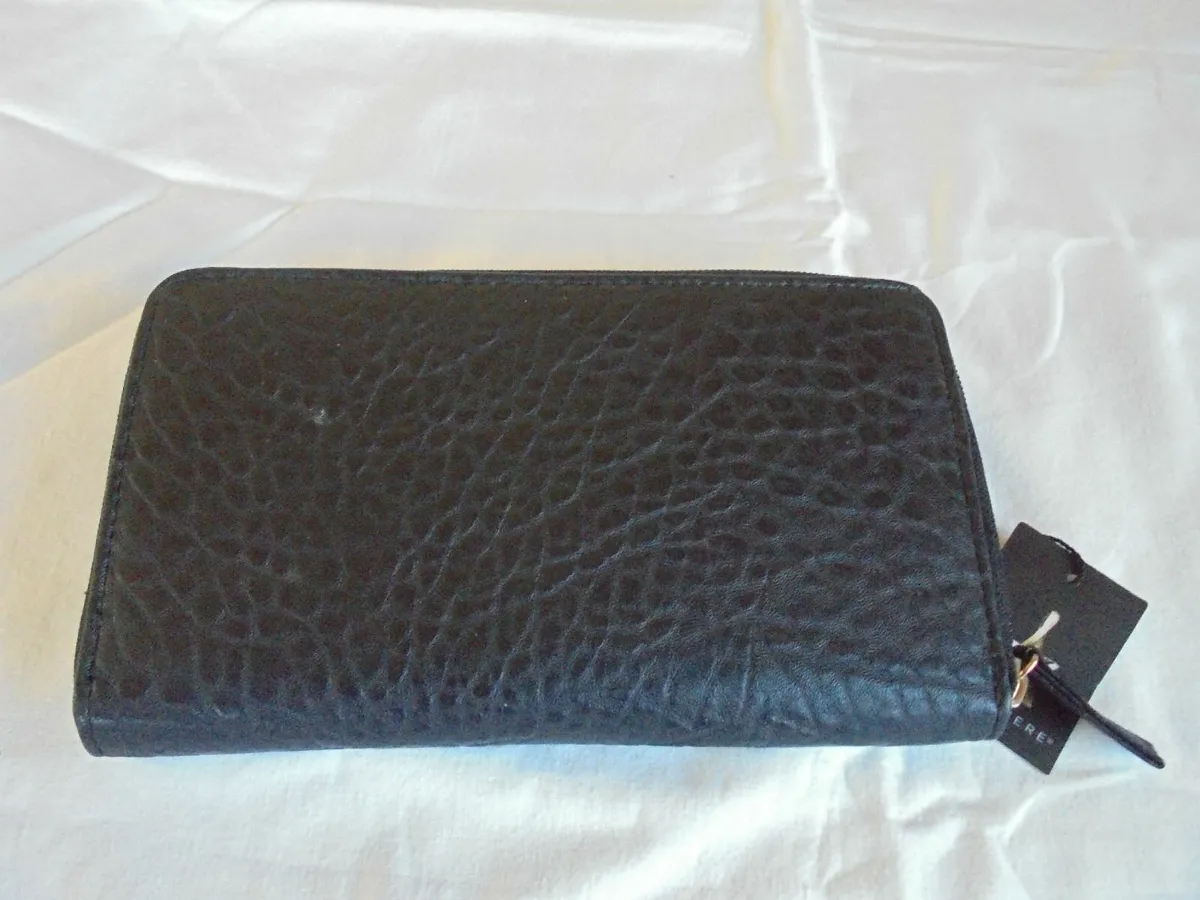 Ladies Wallet for Sale - Image 3