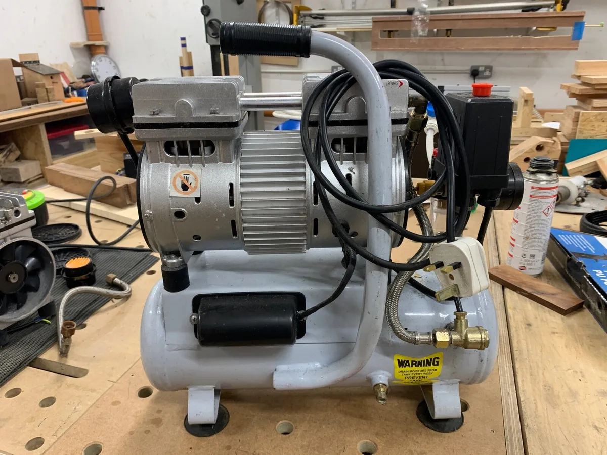 Mini Air Compressor - Image 1